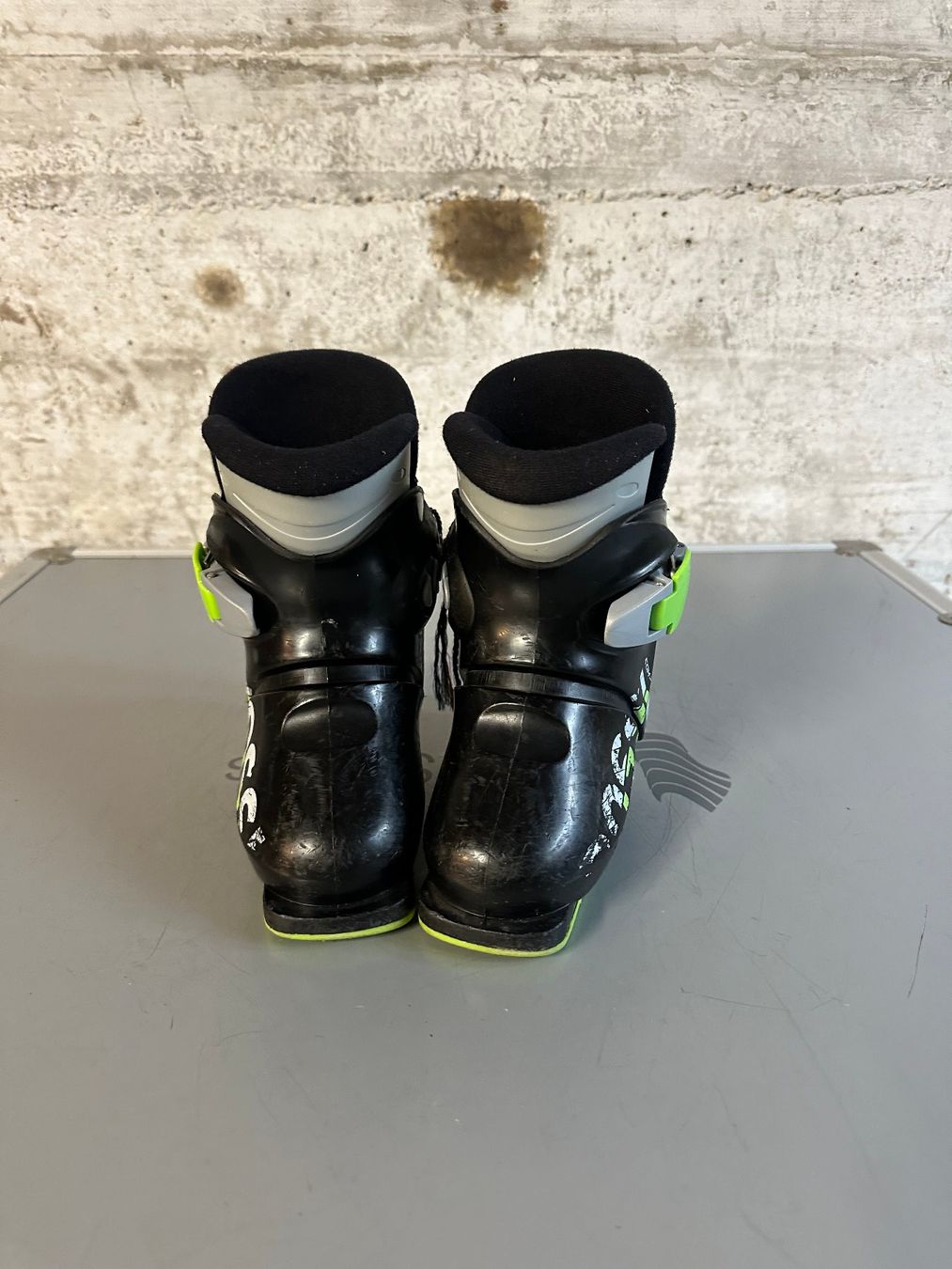 Rossignol Scarpe per ragazzi: Rossignol Skischuhe Kinder 17 / Gr. 27 – Usato da Emmenbrücke venduto da karkarkar 1