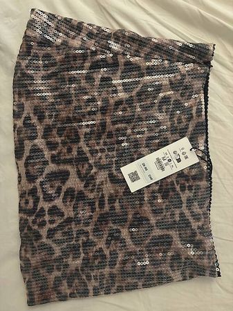 Bershka Leo-Paillettenrock  Neu Grösse M