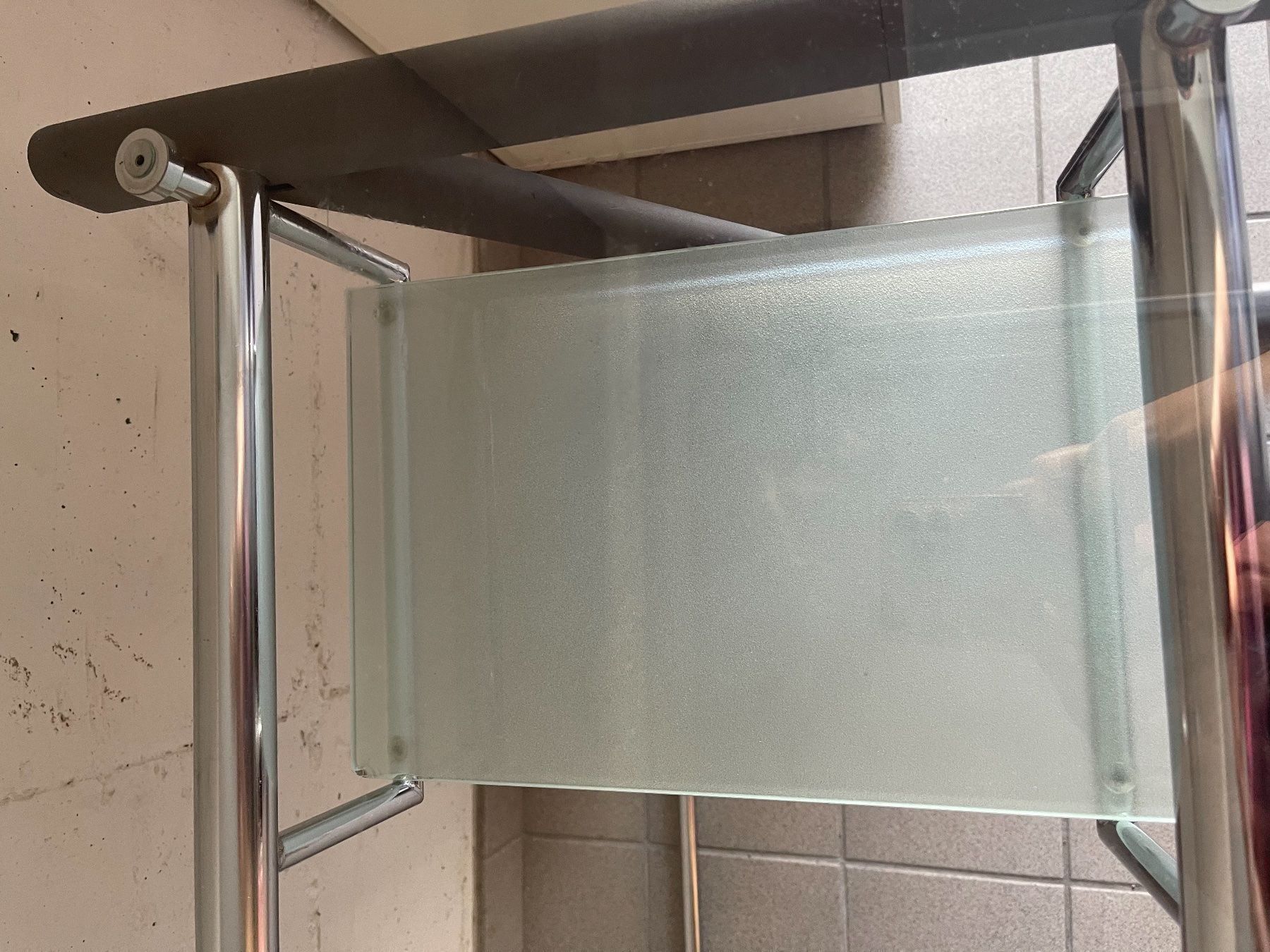 Scrivanie: Glasschreibtisch – Usato da Schaan venduto da mugerle 2