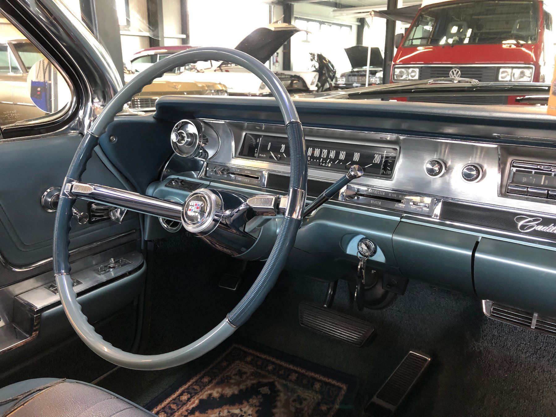 Cadillac Automobili: CADILLAC DEVILLE COUPE 6.4-V8 – Usato da Gampelen venduto da Steuer0 7