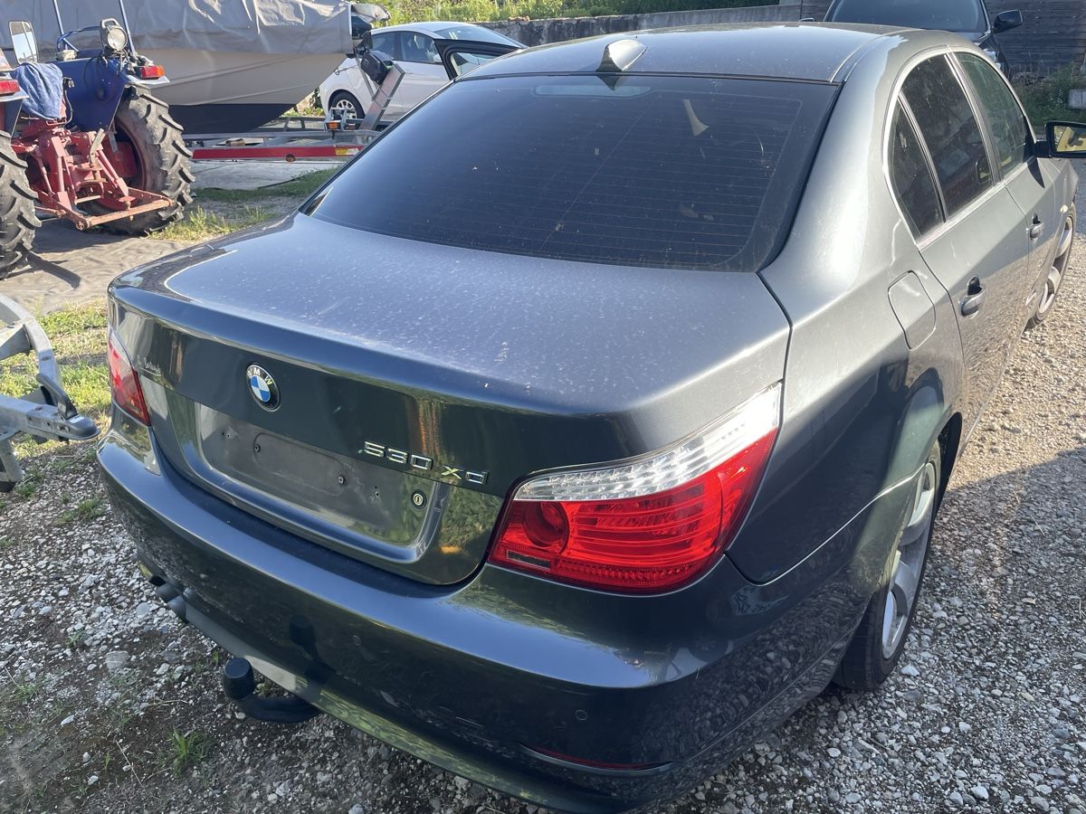 BMW Autos: BMW 530 XD – Defekt aus Praz (Vully) von Vully1 5