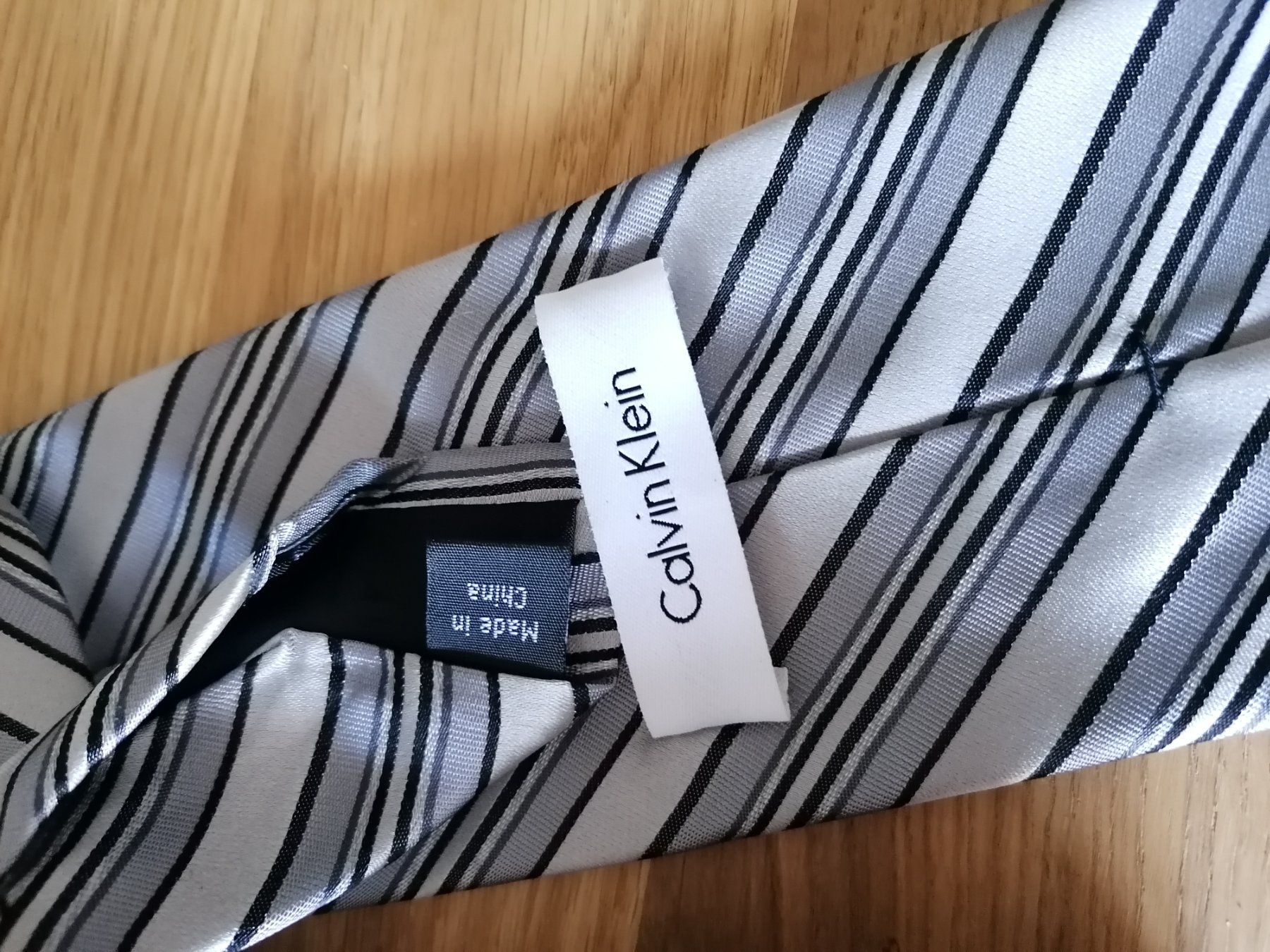 Calvin Klein Cravatte: Calvin Klein Krawatte - Nr. 8 – Usato da Basel venduto da vintagecollector 2