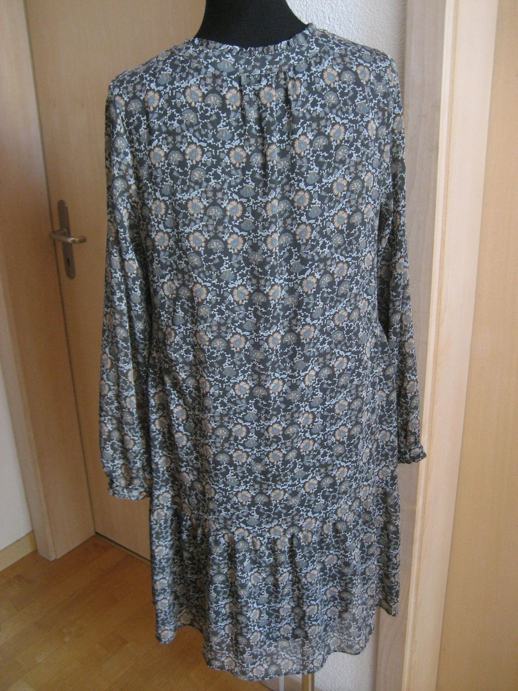 S.Oliver Kleider: Robe S'Oliver taille 40 – Neu (gemäss Beschreibung) aus Delémont von marryb 5