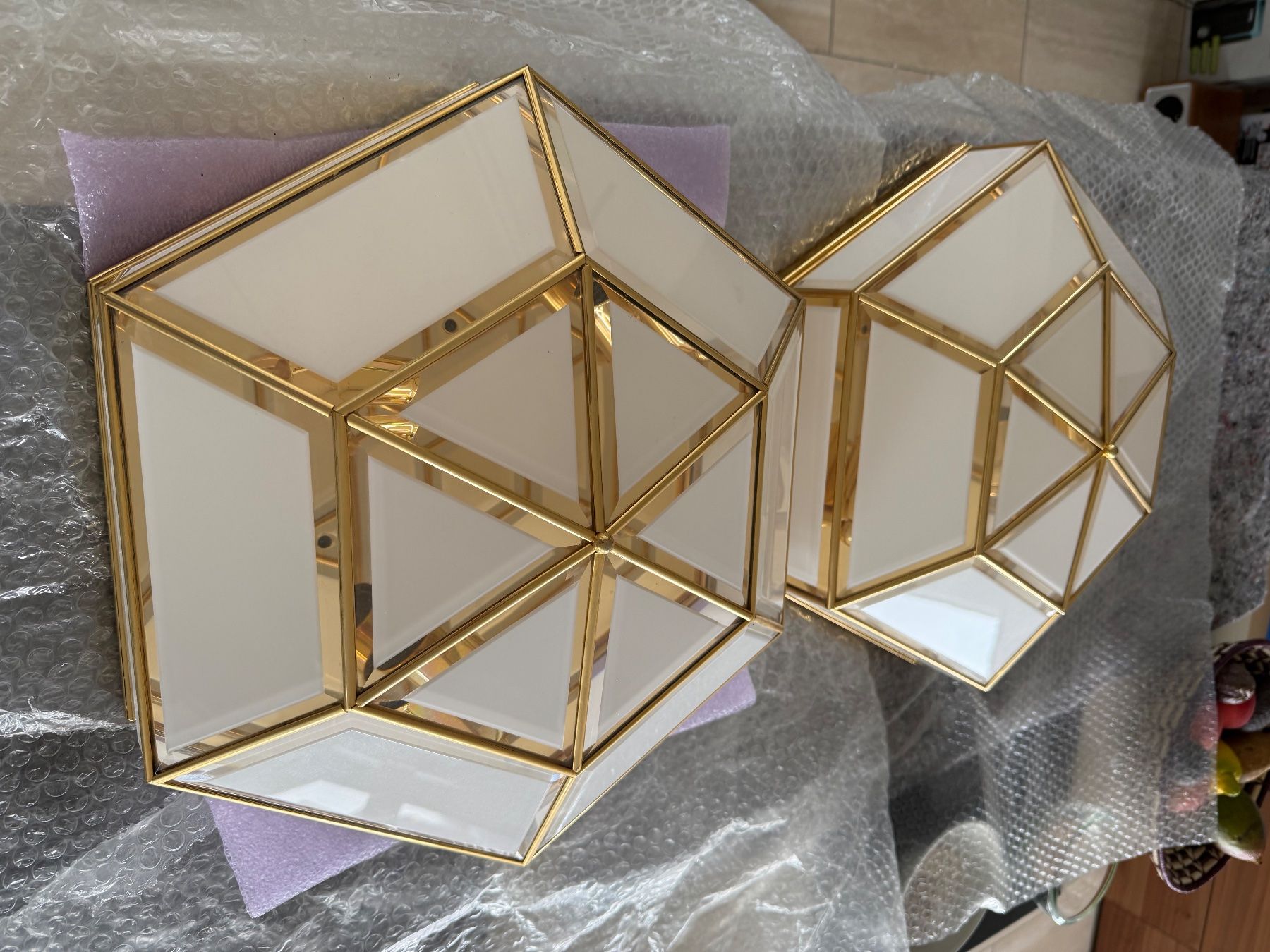 Lustres & lampes de plafonds: 2x Deckenlampe sechseckig – D'occasion à Bülach par Berimbau0 3