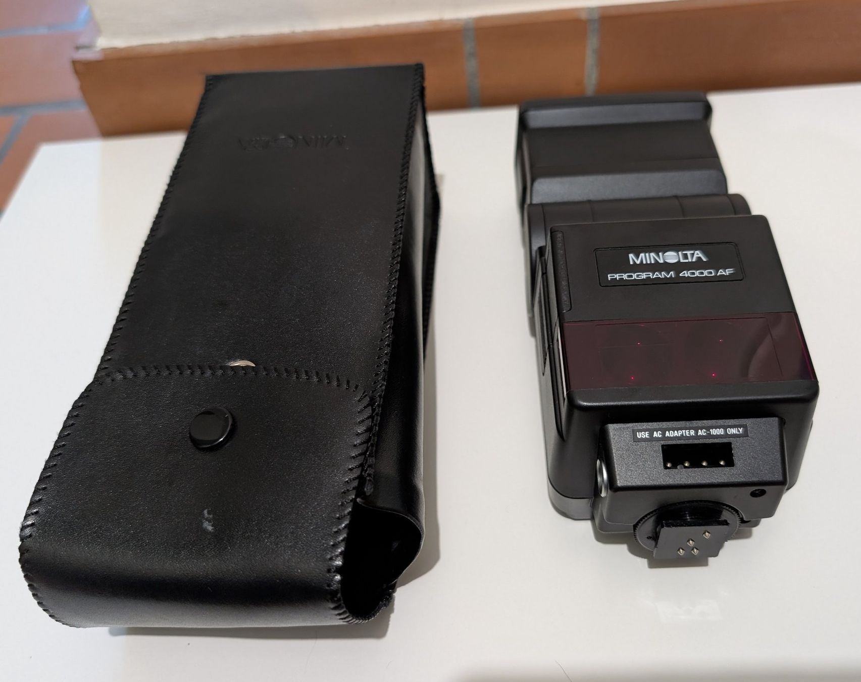 Minolta Flash: Minolta Program 4000AF mit Etui – Usato da Pfaffhausen venduto da angliker 3