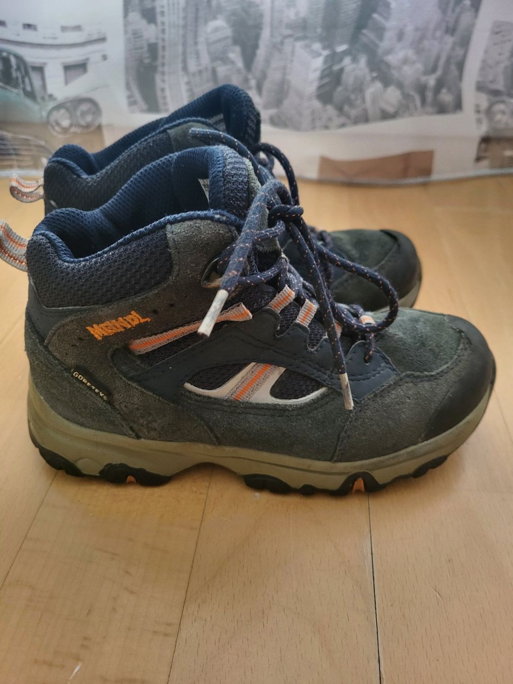 Meindl Schuhe für Jungen: Meindl Wanderschuhe gr. 30 Gore Tex – Gebraucht aus Boswil von i12i