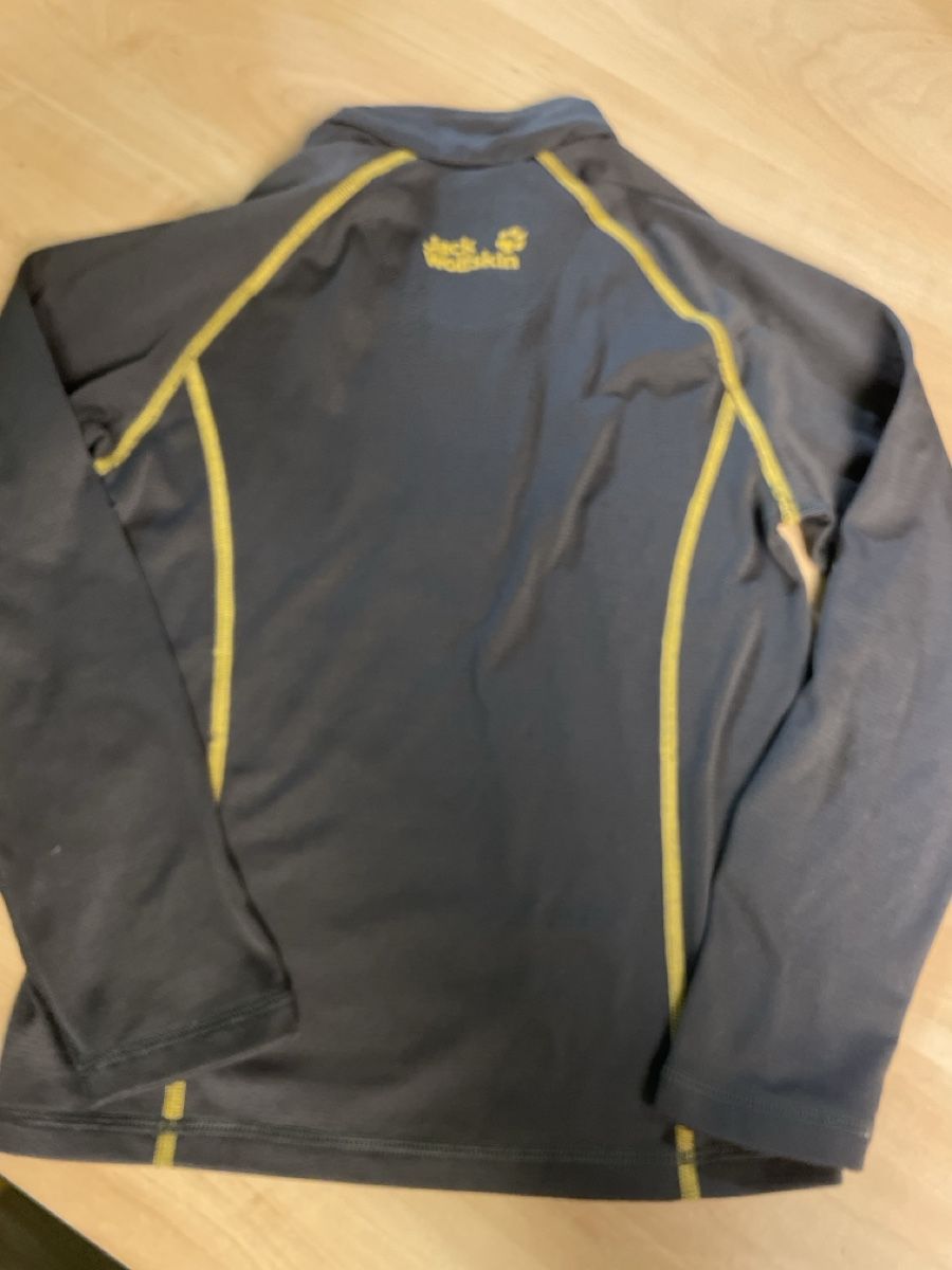 Jack Wolfskin Maglioni & Felpe: Jack Wolfskin Ski Pullover grau Gr.140  – Usato da Obergerlafingen venduto da cabo4 2