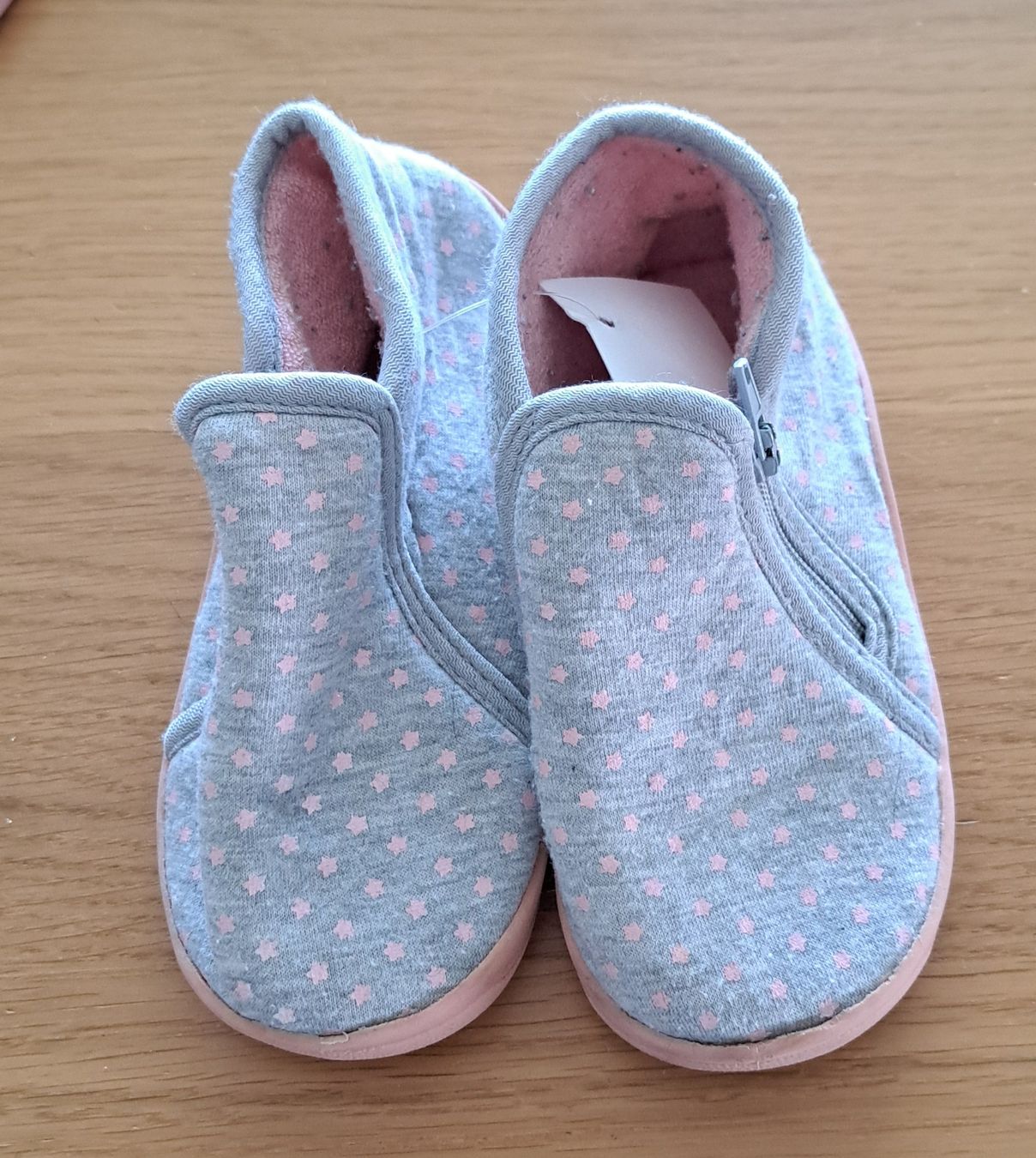 Schuhe für Mädchen: Lot chaussures taille 24 fille – Gebraucht aus Farvagny-le-Petit von Unepetolette 1