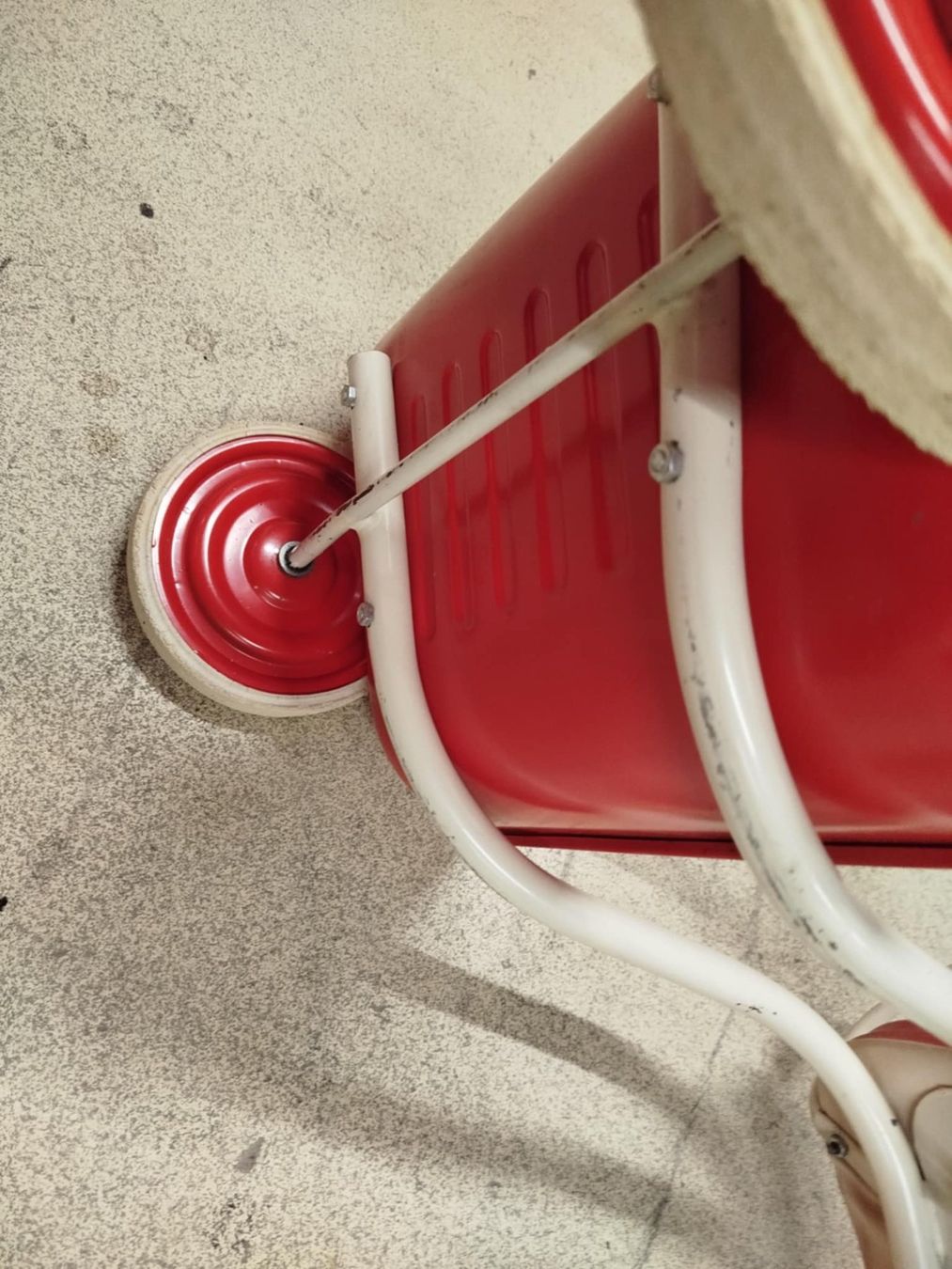 Fahrzeuge für Kinder: Tricycle ( nr 1 ) – Gebraucht aus La Chaux-de-Fonds von Emmaus2300CDF 6