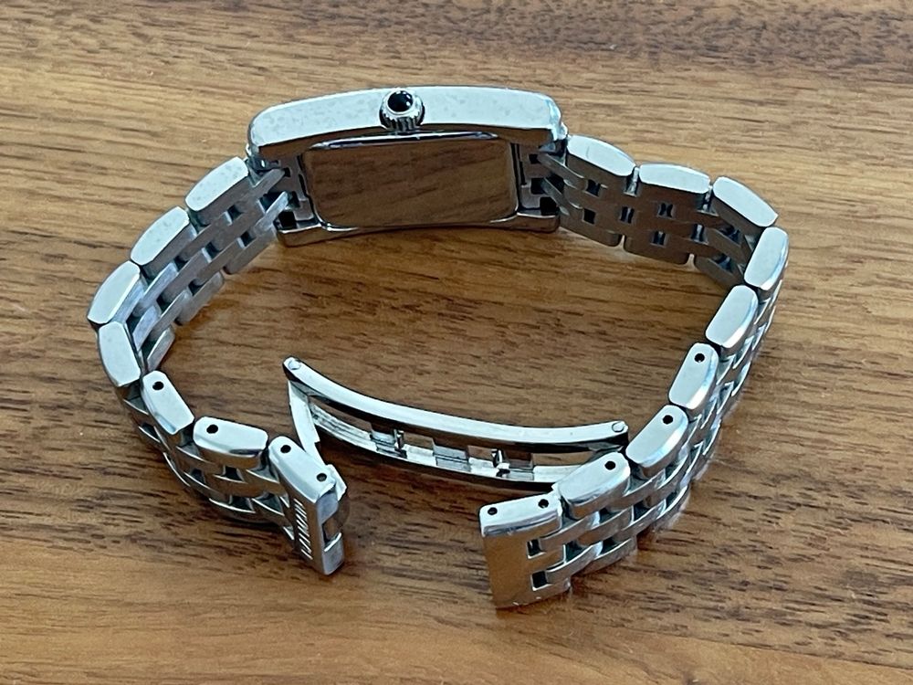 Damenuhr Pierre Balmain (Gebraucht) in Baar für CHF 130 – mit