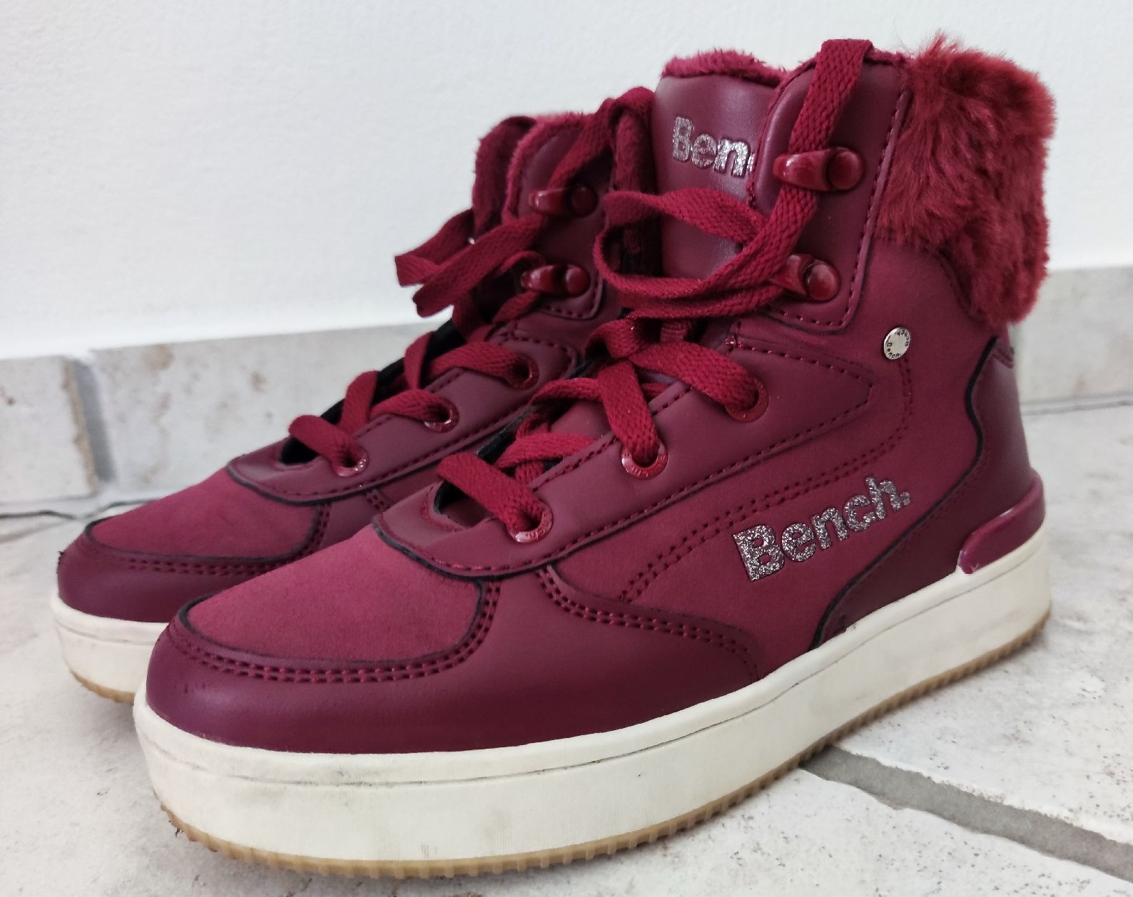 Bench Scarpe per ragazze: Bench Mädchenschuh Grösse 31 – Usato da Chur venduto da Rodanisa 1