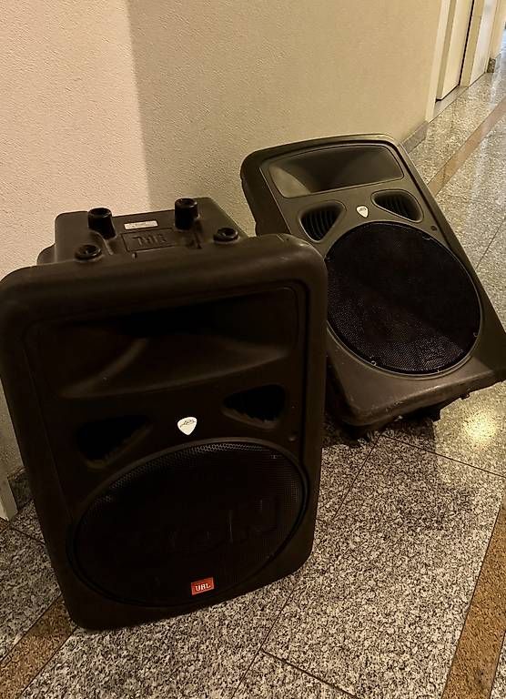 JBL Casse acustiche: JBL Eon Aktiv Lautsprecher – Usato da Visp venduto da Toro6