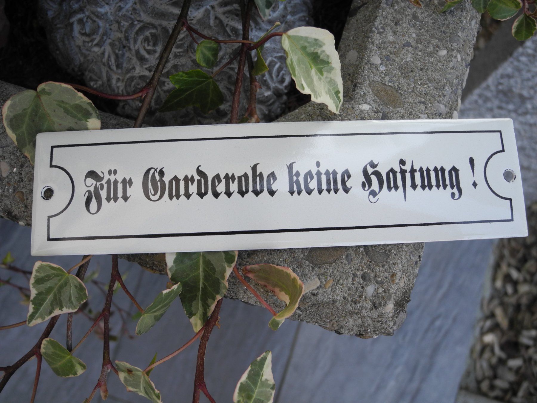 Insegne: GARDEROBEN EMAILSCHILD – Nuovo (secondo la descrizione) da Reinach AG venduto da Huckleberrysix