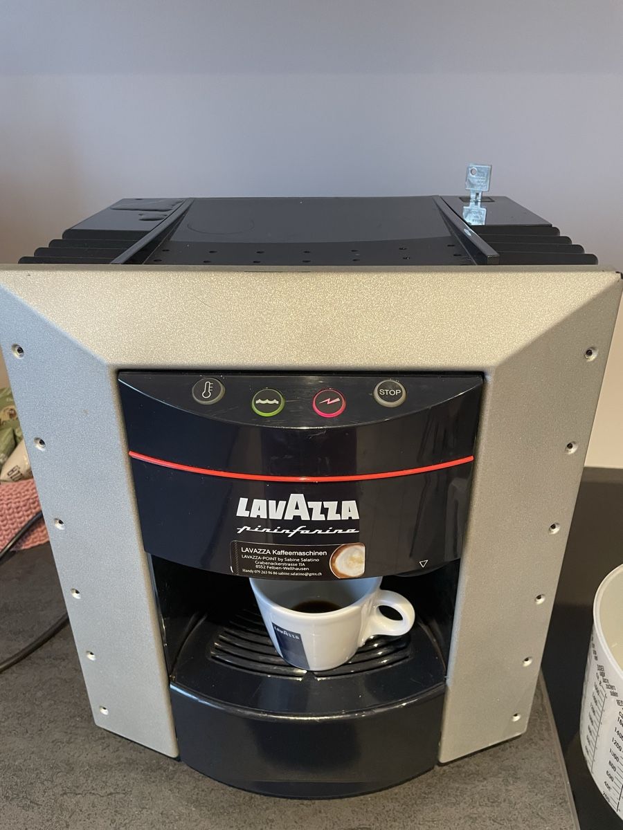Lavazza Macchine per caffè & Macchine per espresso: Lavazza-Espressomaschine Pininfarina – Usato da Felben-Wellhausen venduto da pisa08 1