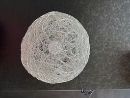 Lampe aus Drahtgeflecht