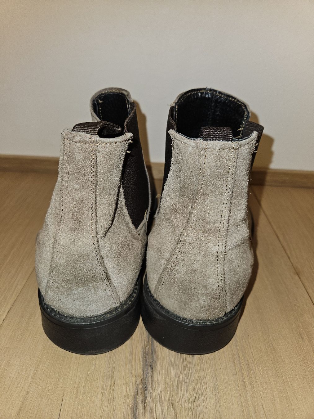 Scarpe da uomo: Herren Boots, Grösse 42 – Usato da Kesswil venduto da mie_g89p 2