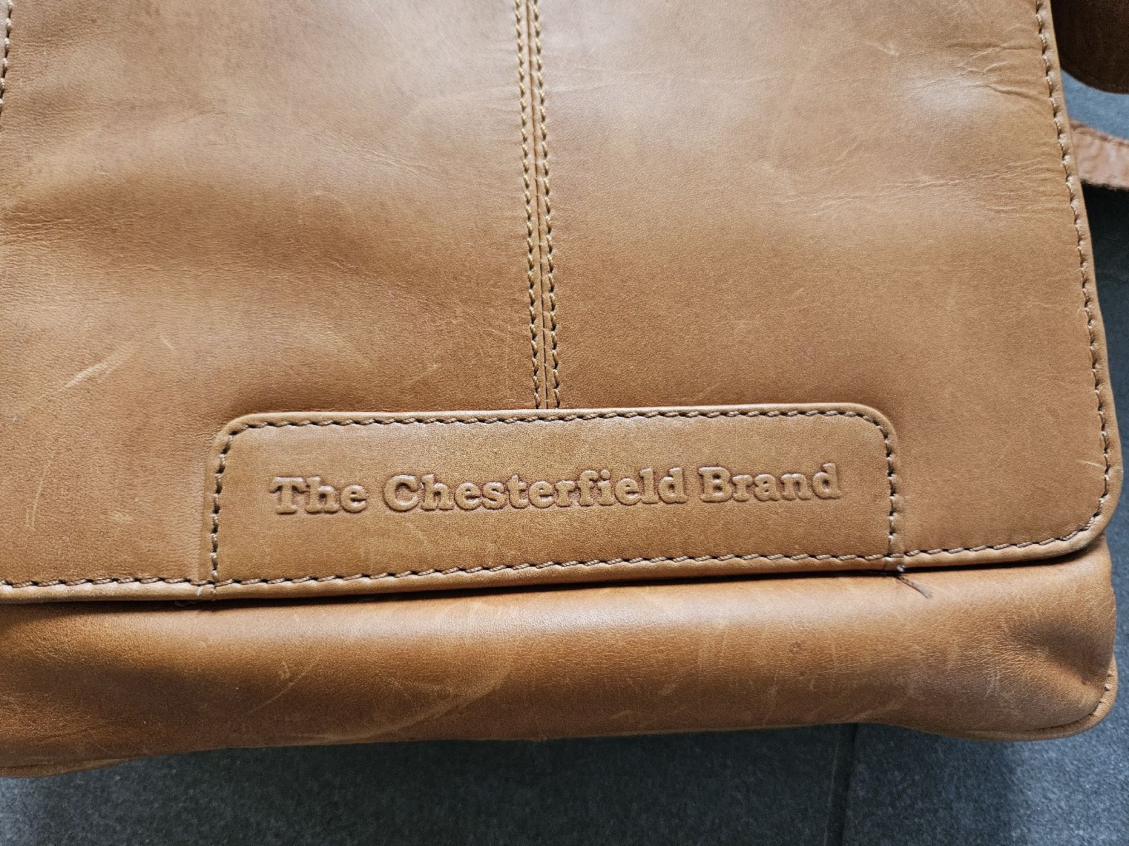 Chesterfield Borse: Chesterfield Ledertasche – Usato da Volketswil venduto da Mbabuschka 1