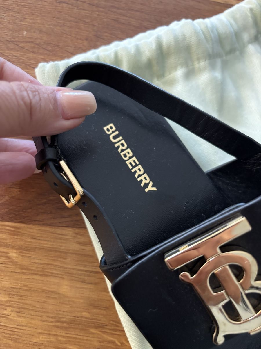 Burberry Scarpe da donna: Burberry Sandalen Monogram new – Nuovo (secondo la descrizione) da Herrliberg venduto da Annamariaherrliberg 1