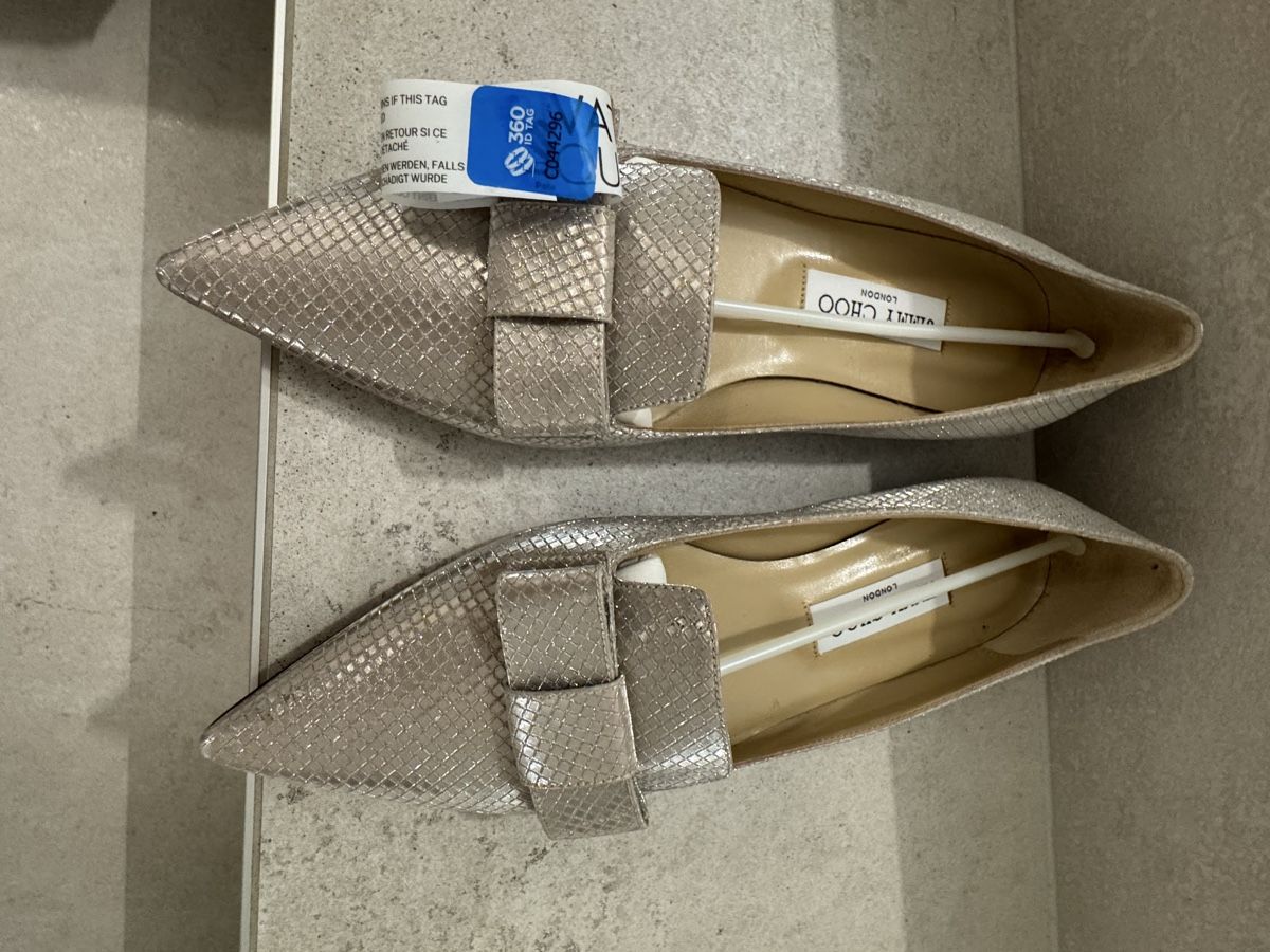 Jimmy Choo Damenschuhe: Jimmy choo ballerine – Neu und originalverpackt aus Apples von JCB2009