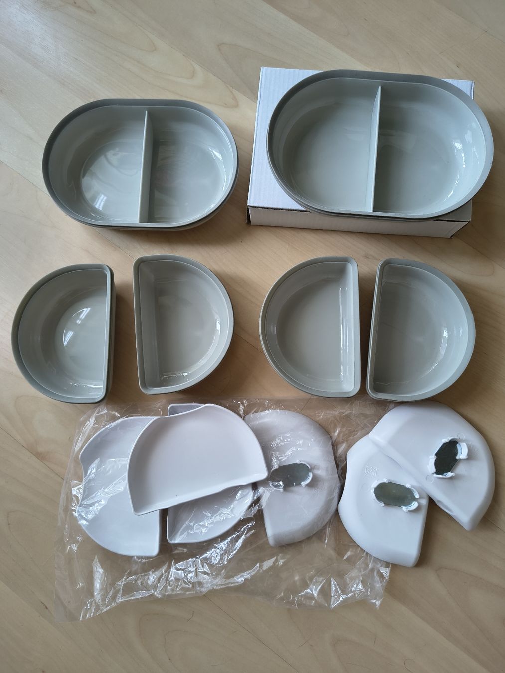 Sure Petcare Mangimi: Sure Feed Näpfe und Einlagen – Nuovo (secondo la descrizione) da Hausen AG venduto da Land.Ei