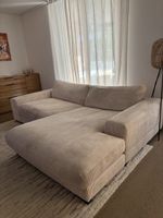 Grosses, sehr bequemes Ecksofa in Beige zu verkaufen
