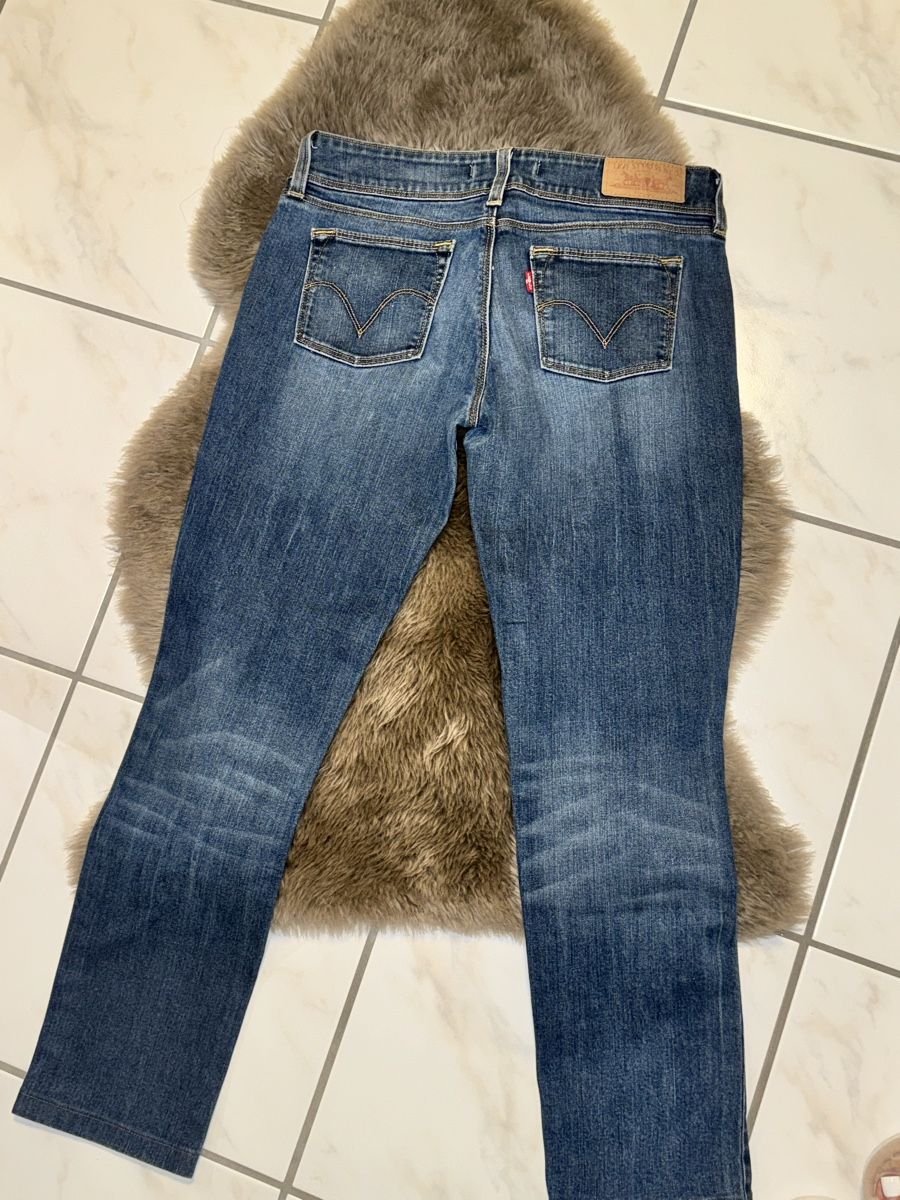 Levi's Jeans: Levi’s jenas – Nuovo (secondo la descrizione) da Utzenstorf venduto da ana.hh 1