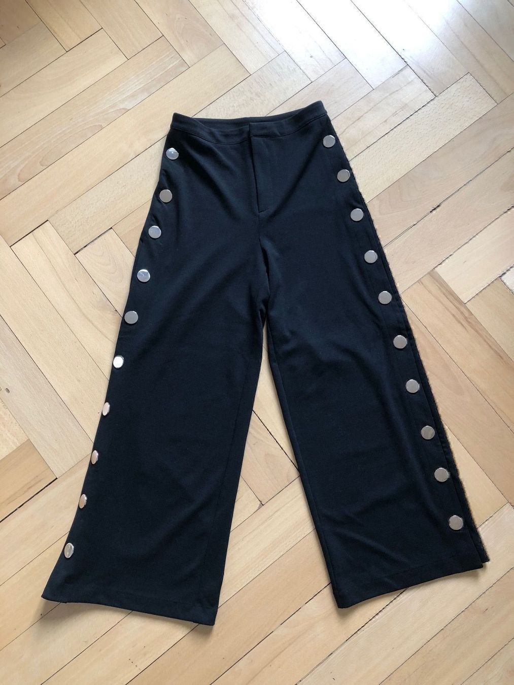 Pantaloni: H&M Hose, 36 – Usato da Interlaken venduto da fbnscl 1