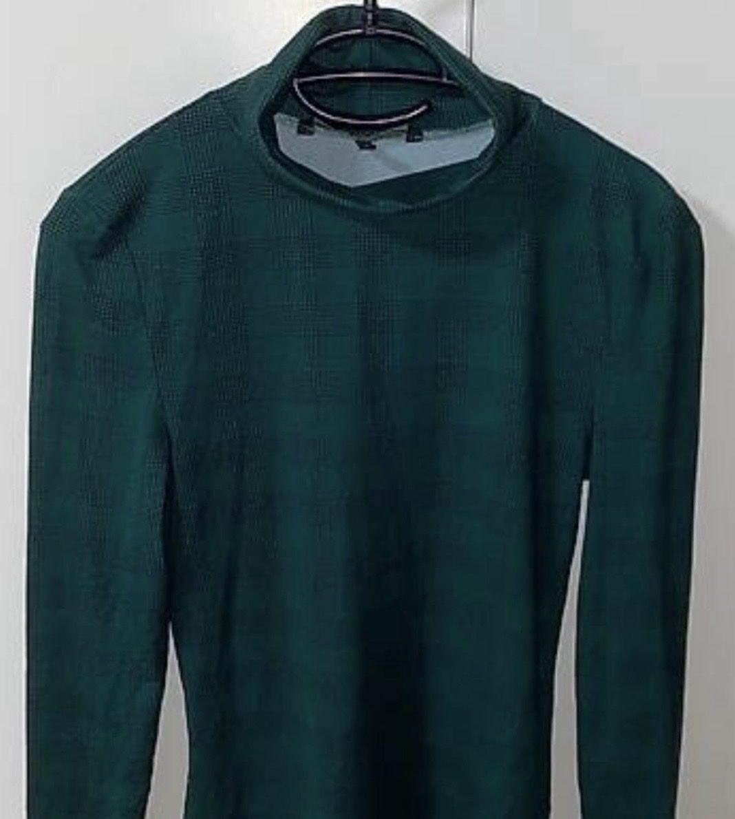Pullover & Sweatshirts: GREEN TURTLENECK💚 – Gebraucht aus Dietikon von athiinax