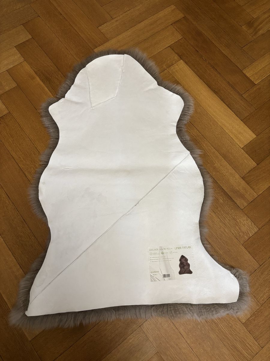 Teppiche: Schaffell 2 Stück – Gebraucht aus Basel von Rose9917 4