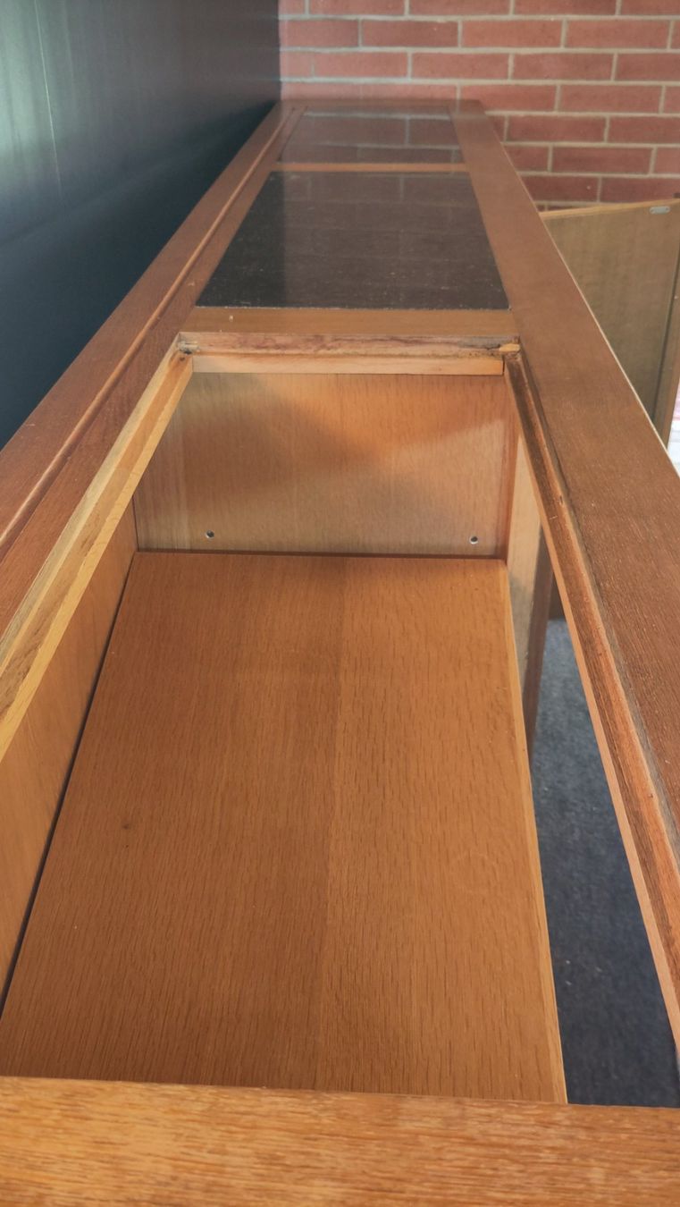Armadi: Massiver 3 teiliger Eichenschrank – Usato da Fislisbach venduto da Dari58 1