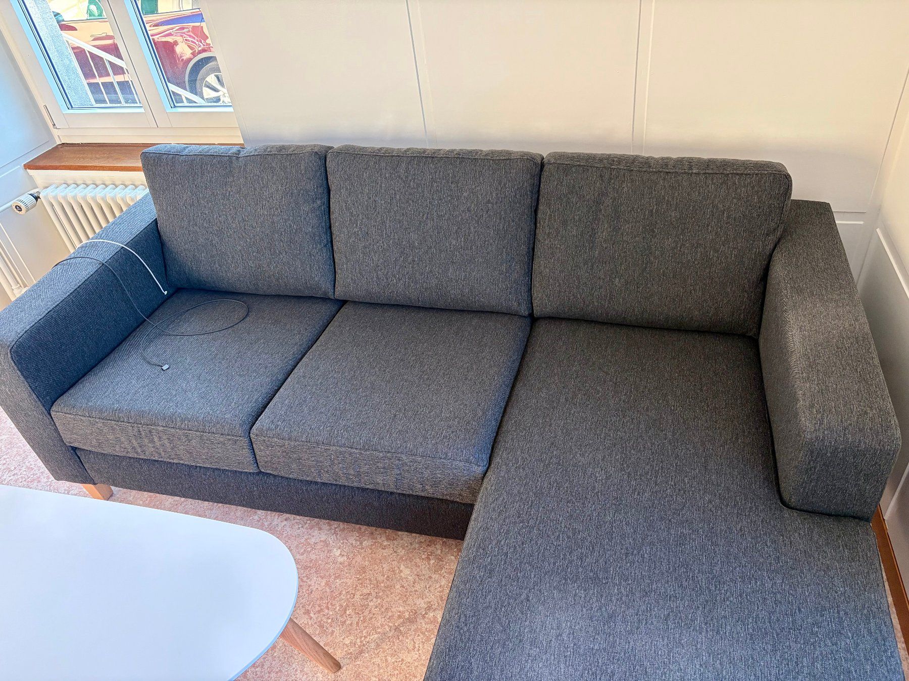 Divani: Ecksofa MAISON 2-Sitzer mit Longchair – Usato da Seon venduto da pav_dcw2