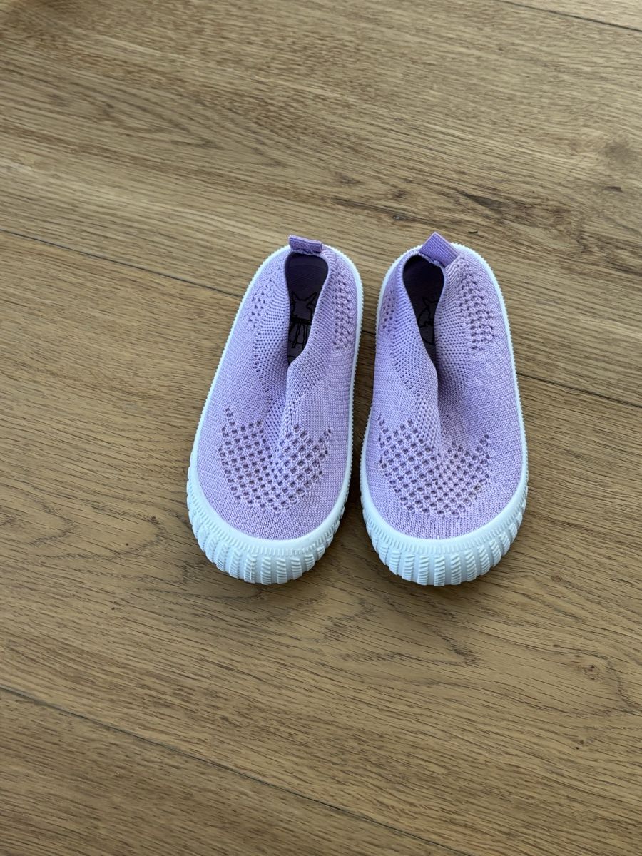 Scarpe per ragazzi: Lässig Allround Sneakers / Badeschuhe Kinder – Usato da Richterswil venduto da Zueschlah