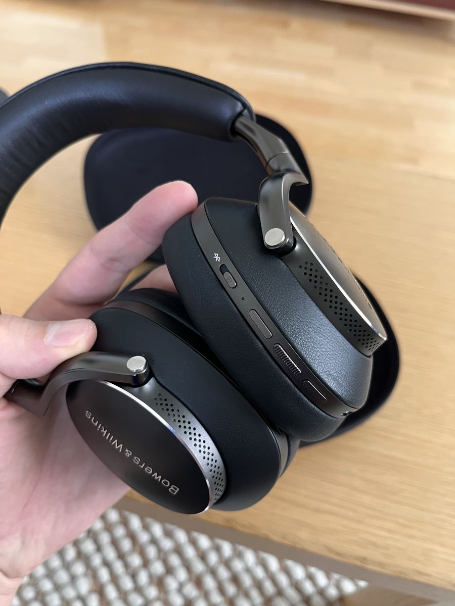 Bowers & Wilkins Cuffie: Bowers & Wilkins PX8 – Usato da Zürich venduto da Peban1 6