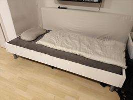Bettgestell weiss inkl. Lattenrost und Matratze (90x200 cm)