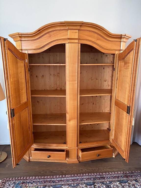 Armadi: Wunderschöner Bodenseeschrank top Zustand – Usato da Romanshorn venduto da sch_9hb9 1