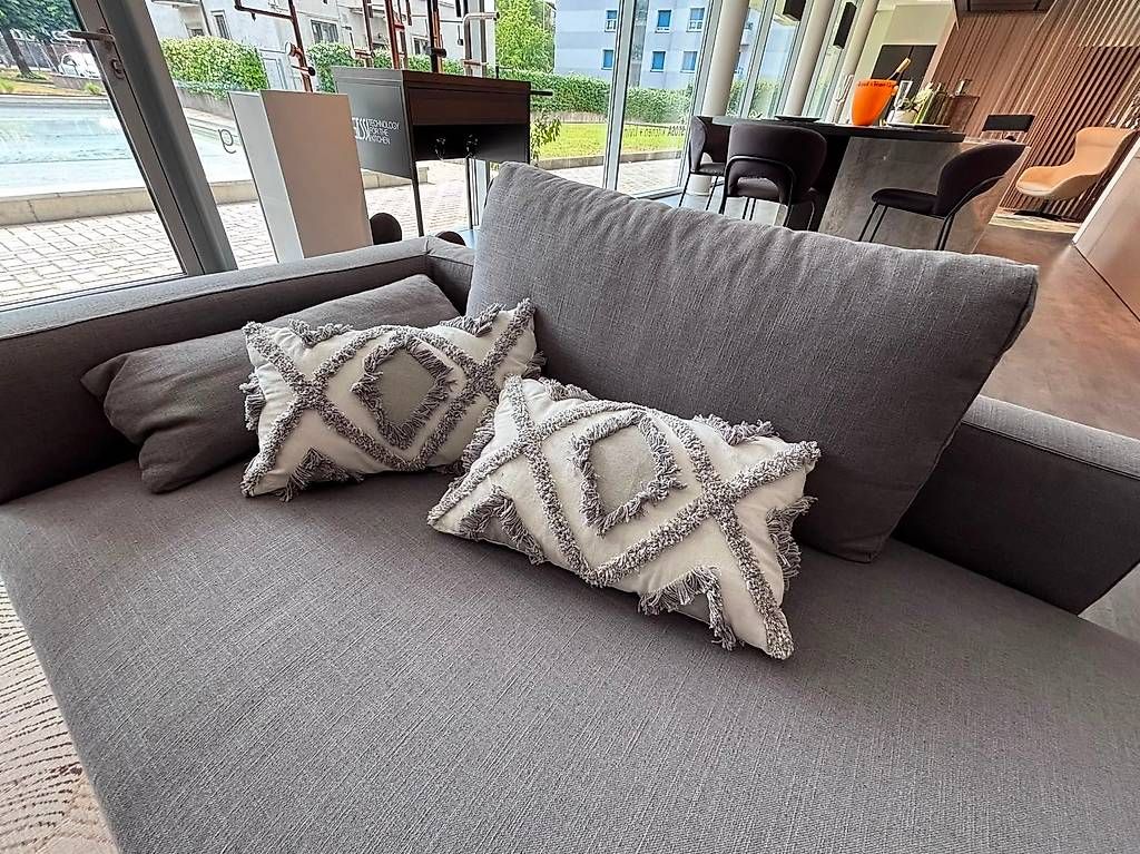 Sofas: Divano Nuovo – Gebraucht aus Lugano von StosacucineCH 3