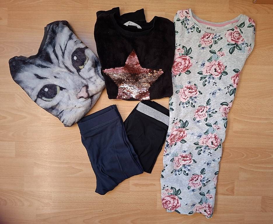 Lotti & Set di vestiti: Mädchen Kleider-Set, Grösse: 146/152 – Usato da Wangen SZ venduto da coni2204_10 3