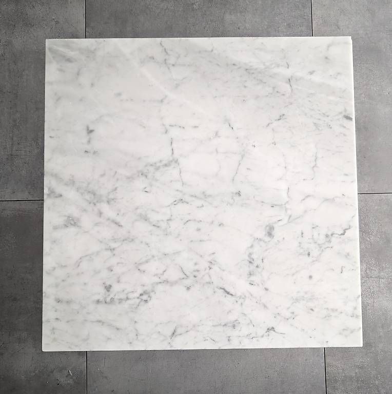 Westwing Tavoli: Echter Marmor Couchtisch mit Chromgestell – Usato da Wittenbach venduto da jani.bcr 1
