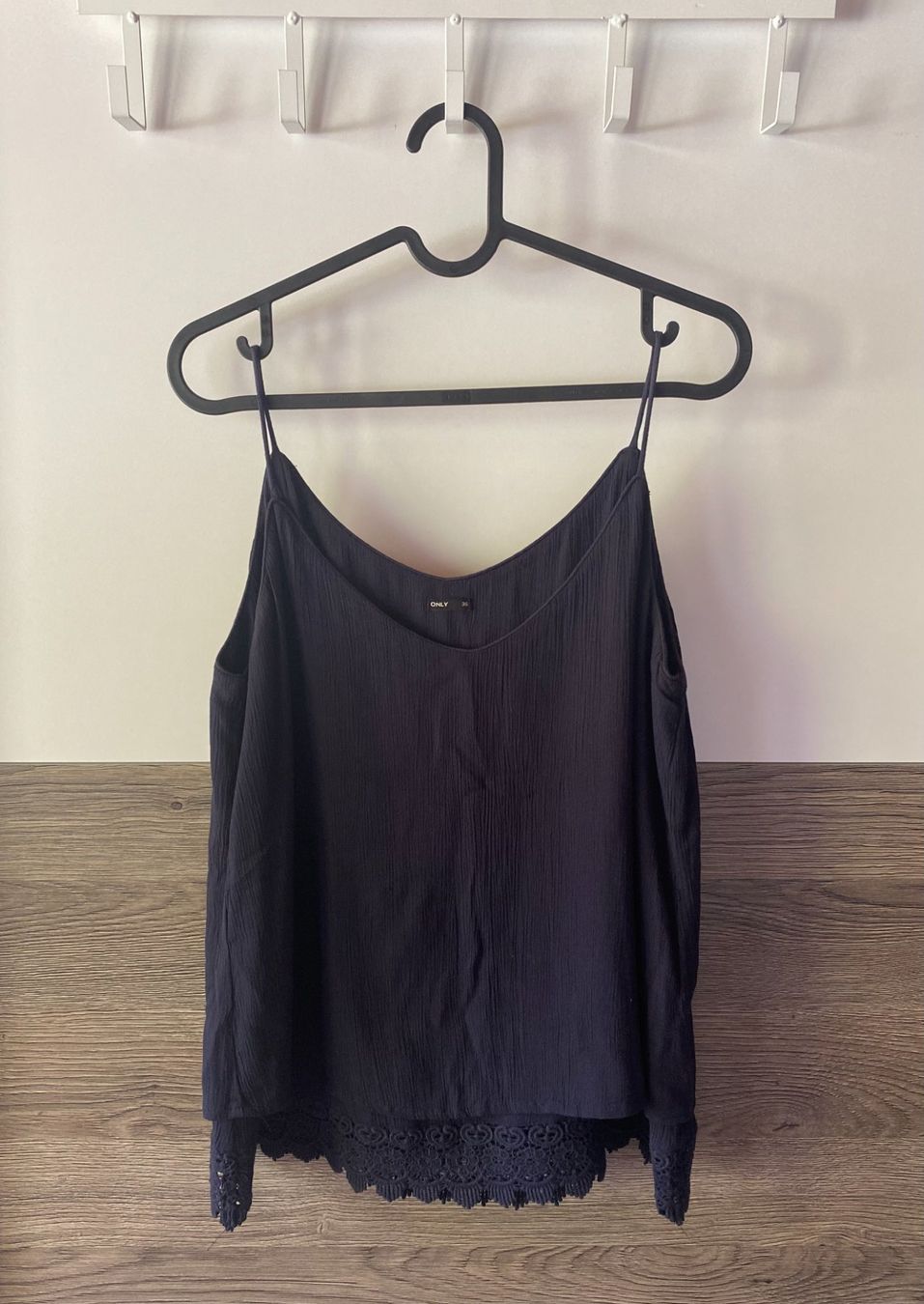 Only Top: Top - Only bleu – Usato da Rochefort venduto da Audrey.Maire