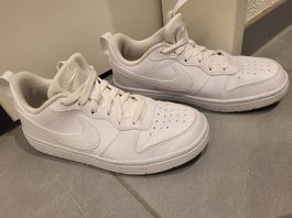 Weisse Nike Sneaker Gr. 36 Turnschuhe Schuhe weiss