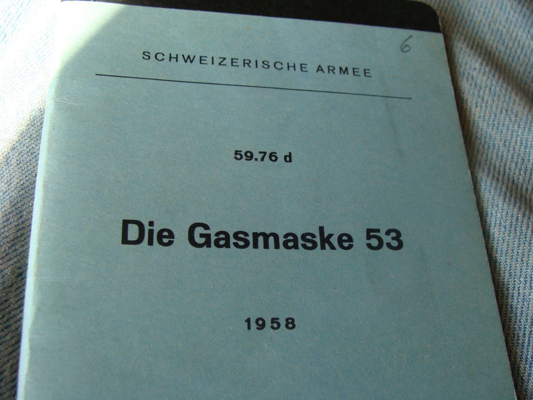 Schweizer Armee Armi bianche: Die Gasmaske 1953 – Usato da Cuarny venduto da hen_g7hn