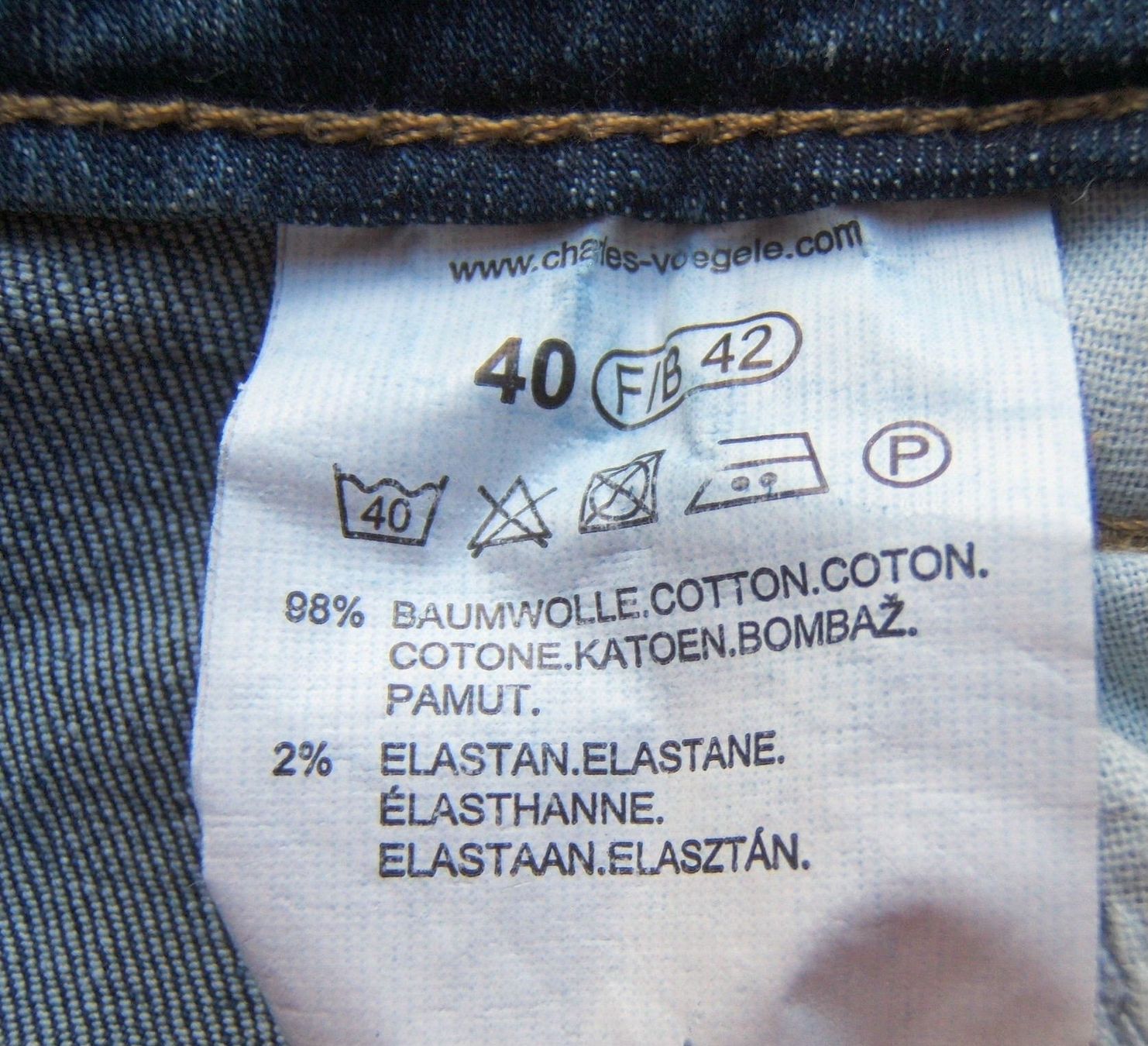Hosen: DAMEN JEANS SHORTS GR. 40 – Gebraucht aus Brunnen von Nonne04 4