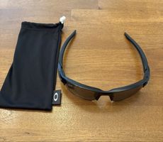 Oakley Flak 2.0 
