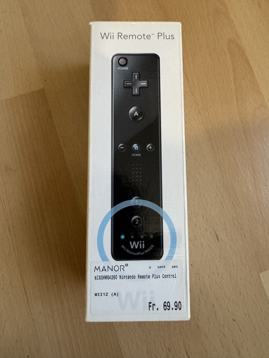 Nintendo Manettes: Controller Wii Remote Plus – D'occasion à Uznach par enrico06