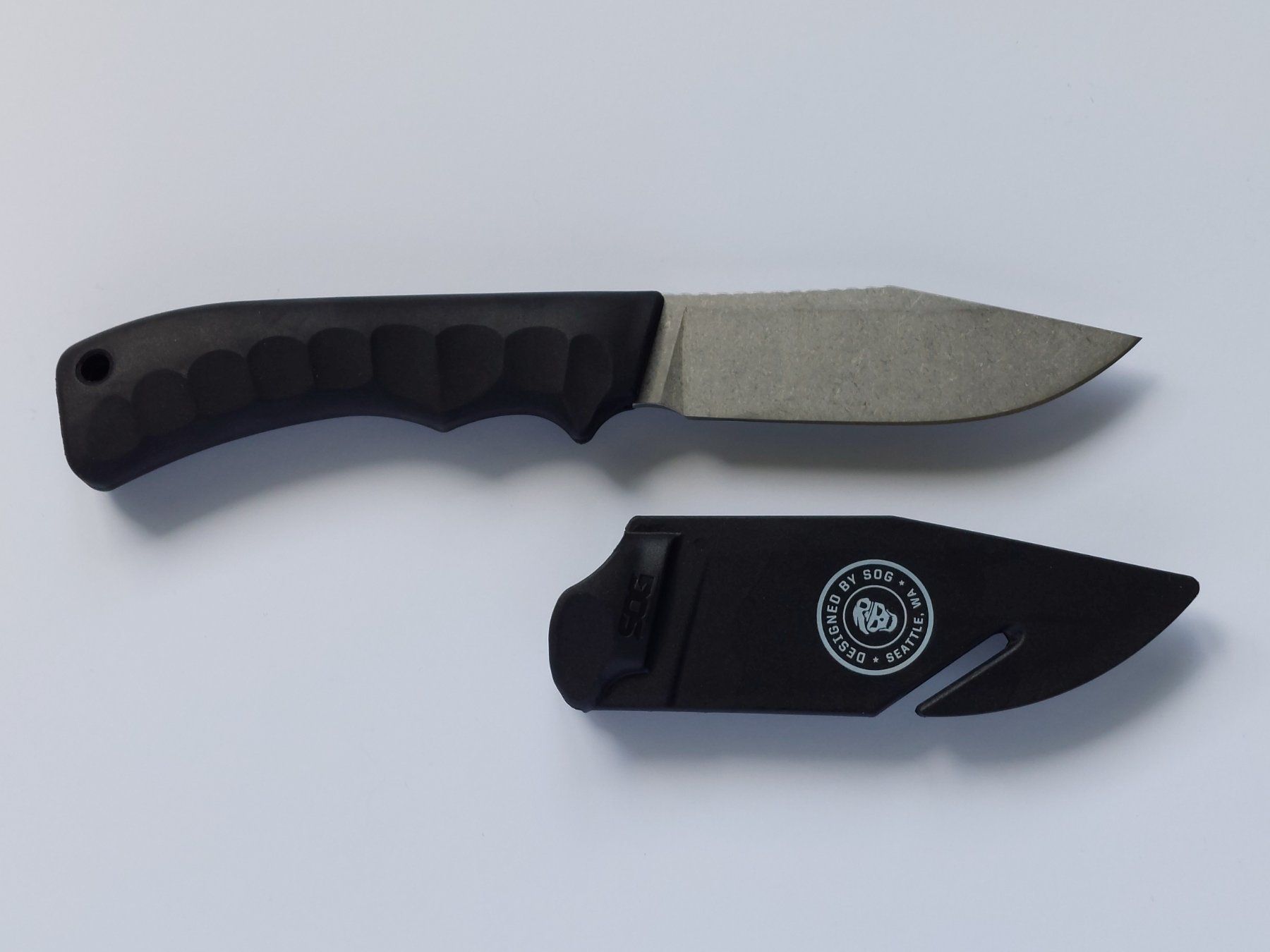 Accessori: SOG - "Ace" Fixed Blade Knife – Nuovo (secondo la descrizione) da Liebefeld venduto da Helveticus6 5
