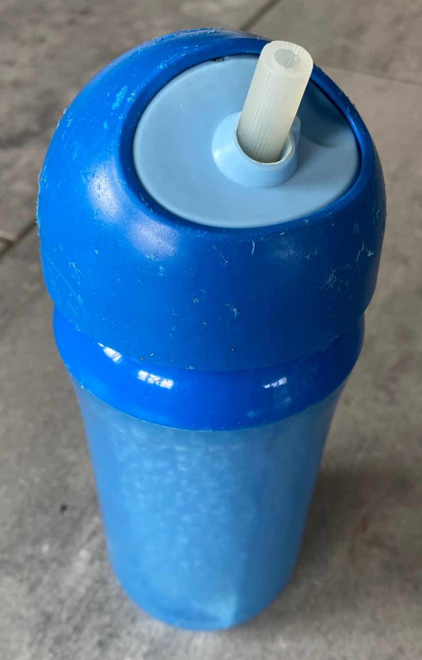 Avent Baby-Mahlzeiten: Trinkflasche auslaufsicher AVENT – Gebraucht aus Niederbüren von funkel06