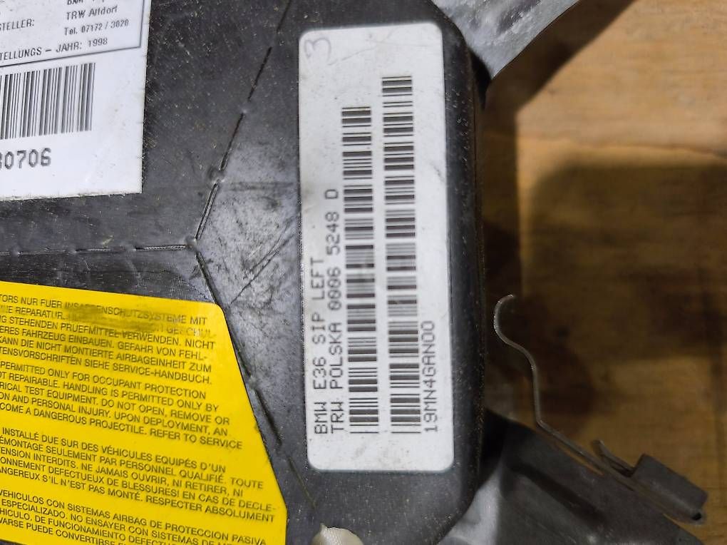 Tutti pezzi di ricambio auto: BMW E36 Original Sidebags Rechts+Links. – Usato da Zihlschlacht venduto da rad_vvm9 1