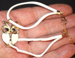Armband D-854 – Eule weiss 18+5cm