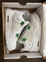 Air Jordan 4 Retro weiss/grün Grösse 38.5 neu