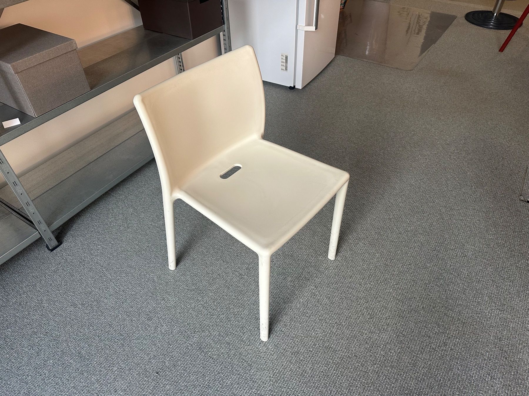 Sedie: Stuhl weiss Kunststoff – Usato da Zürich venduto da rom_sh7s